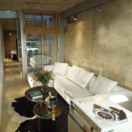 Apartment - Pool Terrace In Center Barcelona