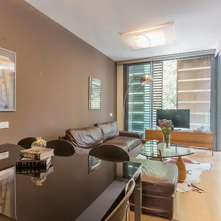 - Pool Terrace In Center *