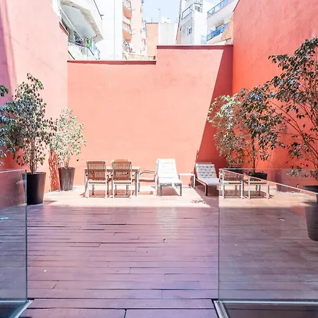 - Pool Terrace In Center *