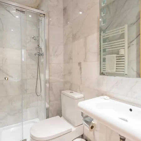 - Pool Terrace In Center Apartment