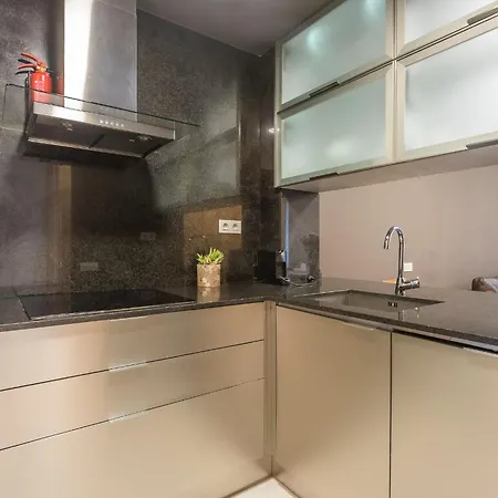 - Pool Terrace In Center Apartment